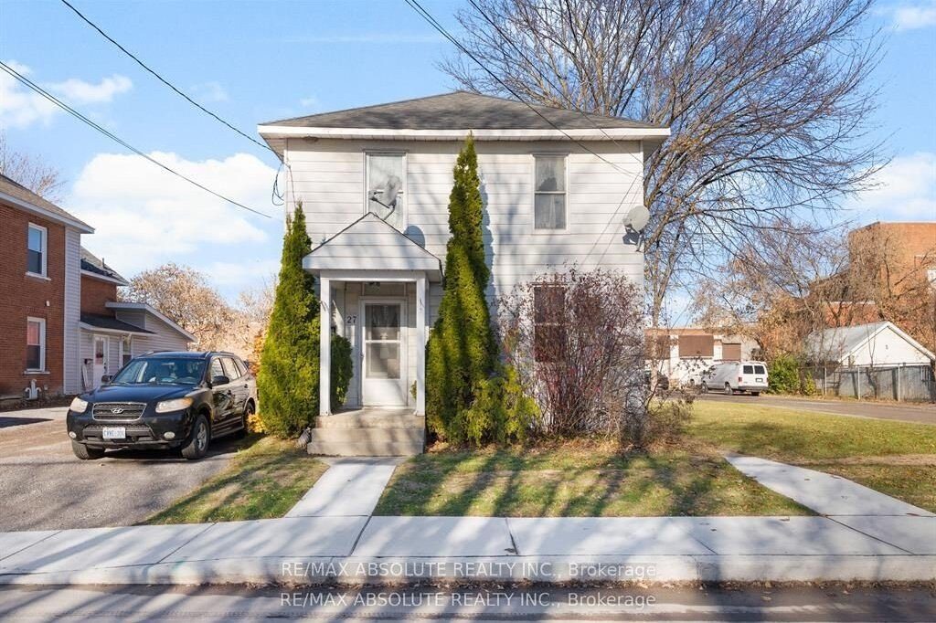4-bedroom duplex home for sale in Canada — 27 Macdonald Street S (Photo 1)