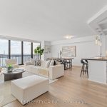 3-bedroom condo apartment for sale in Toronto — 2804 - 33 Harbour Square (Photo 2)