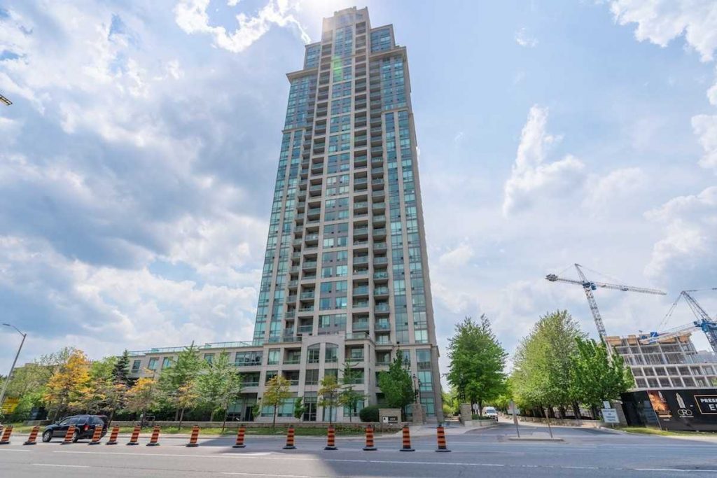 1-bedroom condo apt for rent in Mississauga — 2811 - 3504 Hurontario Street (Photo 1)