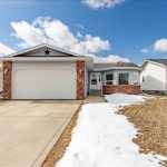4-bedroom detached home for sale in Nipissing — 281 Arthur Street (Photo 3)