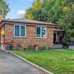 3-bedroom detached home for sale in Toronto — 284 Guildwood Parkway (Photo 5)