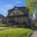 3-bedroom detached home for sale in Hamilton — 286 East 18th Street (Photo 1)