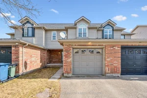 3-bedroom att/row/townhouse for sale in Wellington — 28 Eugene Drive