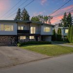 6-bedroom duplex home for sale in Calgary — 28 Railway Street (Photo 3)