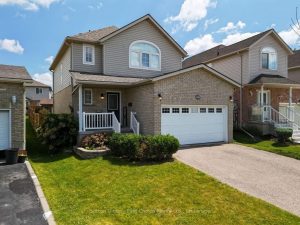 3-bedroom detached home for sale in Waterloo — 293 Huck Crescent