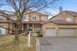 3-bedroom att/row/townhouse for sale in Halton — 2957 Jackson Drive