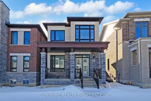4-bedroom detached home for sale in York — 29 Mindanao Avenue