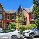 4-bedroom semi-detached home for sale in Toronto — 29 Parkside Drive (Photo 3)