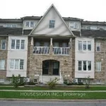 2-bedroom triplex home for rent in Toronto — 2 - 17 Bayliss Avenue (Photo 3)