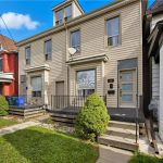 2-bedroom home for rent in Hamilton — 2 - 298 Emerald Street N (Photo 2)