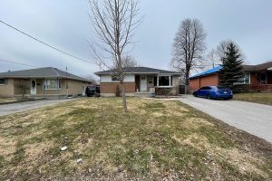 2-bedroom detached home for rent in Oshawa — 2 - 81 Parkway Crescent