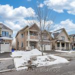 2-bedroom detached home for rent in Oshawa — 2 - 81 Parkway Crescent (Photo 3)