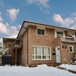 3-bedroom condo townhouse for sale in Halton — 2 - 977 Francis Road (Photo 1)