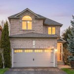 4-bedroom detached home for sale in York — 2 Kirkland Court (Photo 4)