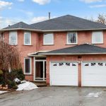 4-bedroom detached home for sale in York — 2 Kirkland Court (Photo 5)