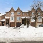 3-bedroom att/row/townhouse for sale in York — 2 Seacoasts Circle (Photo 5)