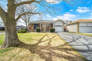 4-bedroom detached home for sale in Toronto — 2 Thicket Road