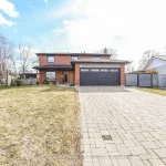 4-bedroom detached home for sale in Toronto — 2 Thicket Road (Photo 3)