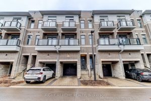 3-bedroom att/row/townhouse for sale in Toronto — 3014 Islington Avenue W