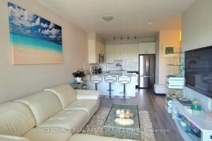 2-bedroom condo apartment for sale in York — 301 - 11611 Yonge Street