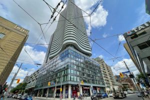 1-bedroom condo apartment for sale in Toronto — 301 - 403 Church Street