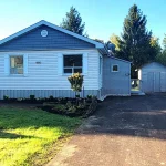 2-bedroom home for sale in West Grey — 302694 Douglas Street (Photo 3)