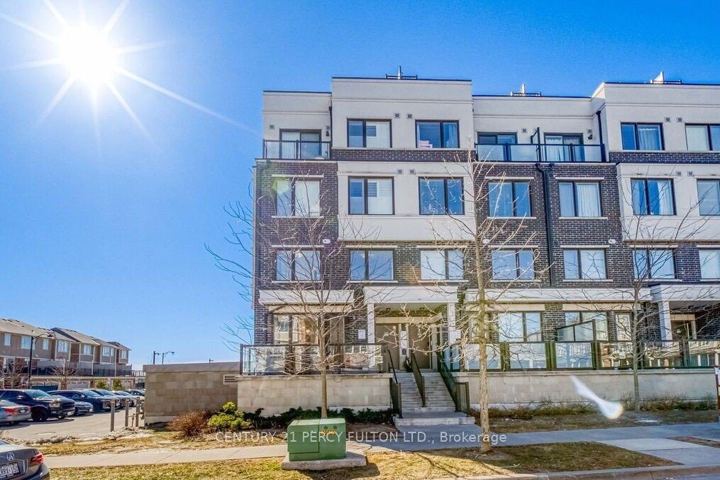2-bedroom condo townhouse for sale in Durham — 304 - 1711 Pure Springs Boulevard (Photo 1)