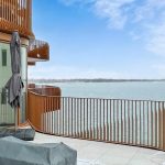 2-bedroom condo apartment for sale in Toronto — 306 - 155 Merchants' Wharf N/a (Photo 4)