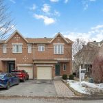 3-bedroom att/row/townhouse for sale in Ottawa — 308 Grey Seal Circle (Photo 2)