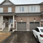 3-bedroom att/row/townhouse for rent in Barrie — 30 Valleybrook Road (Photo 5)