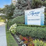 2-bedroom condo apartment for sale in York — 312 - 11 Townsgate Drive (Photo 4)