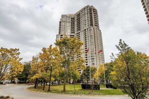 2-bedroom condo apartment for rent in Mississauga — 312 - 35 Kingsbridge Garden Circle