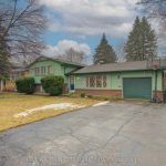3-bedroom detached home for sale in Waterloo — 313 Braemore Avenue (Photo 2)