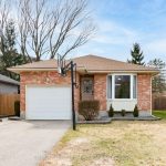 3-bedroom detached home for sale in Elgin — 316 Talbot Street E (Photo 4)