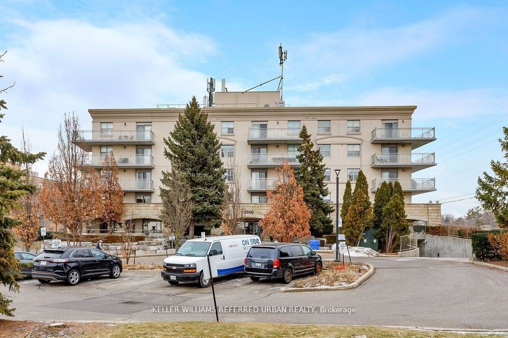 2-bedroom condo apartment for sale in York — 317 - 2500 Rutherford Road (Photo 1)