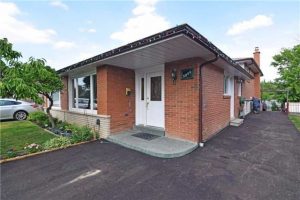 3-bedroom semi-detached home for sale in Peel — 3200 Morning Star Drive