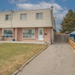 3-bedroom semi-detached home for sale in Peel — 3200 Morning Star Drive (Photo 3)