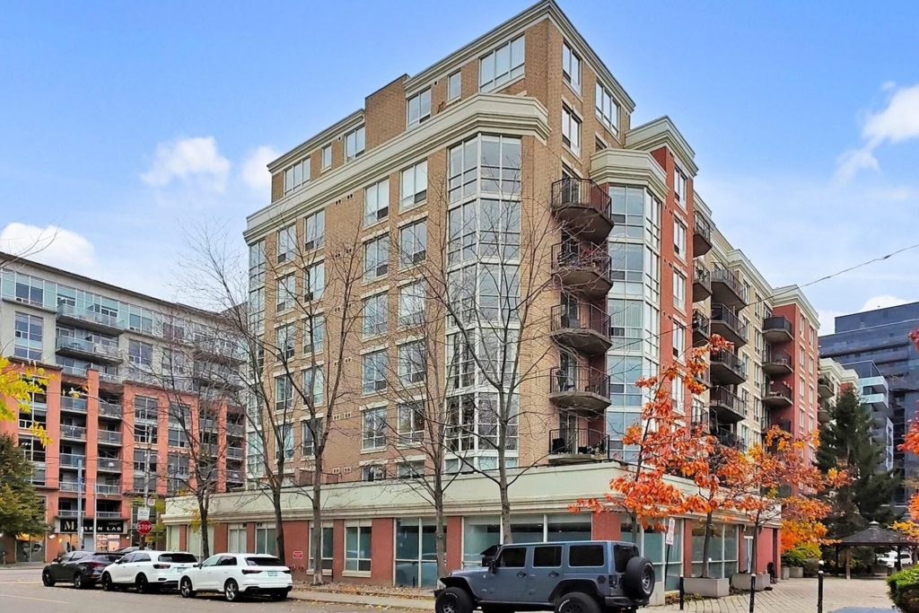 2-bedroom condo apartment for sale in Toronto — 321 - 1000 King Street W (Photo 1)