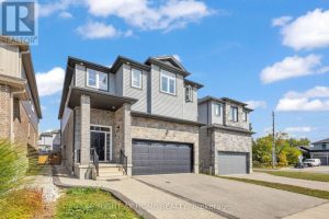 5-bedroom home for sale in Waterloo — 321 Carriage Way