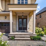 4-bedroom detached home for sale in Halton — 3239 Millicent Avenue (Photo 2)