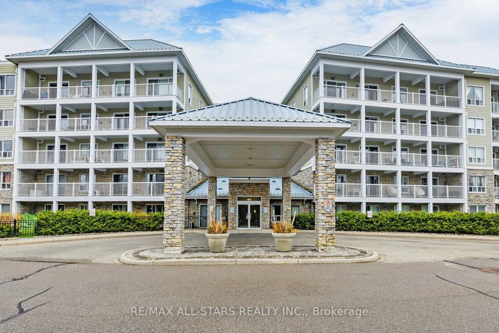 2-bedroom condo apartment for sale in Newmarket — 327 - 900 Bogart Mill Trail (Photo 1)