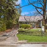 3-bedroom detached home for sale in Toronto — 32 Broadleaf Road (Photo 4)