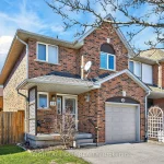 3-bedroom att/row/townhouse for sale in Hamilton — 32 Perthshire Court (Photo 1)