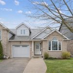 4-bedroom home for sale in Centre Wellington — 32 Scott Street (Photo 2)