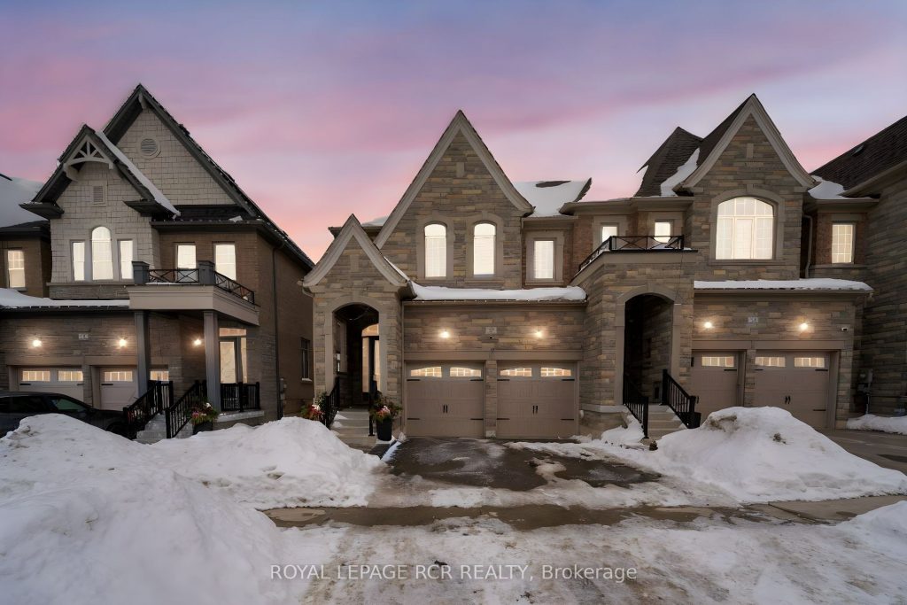 3-bedroom att/row/townhouse for sale in York — 32 Tatton Court (Photo 1)