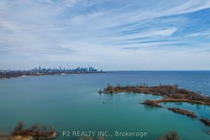 1-bedroom condo apartment for sale in Toronto — 3302 - 70 Annie Craig Drive