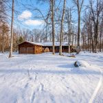 3-bedroom detached home for sale in Simcoe — 3302 Innisfil Beach Road (Photo 5)