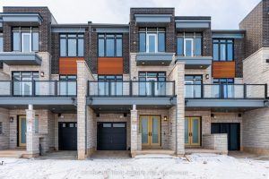 3-bedroom att/row/townhouse for rent in Oakville — 3322 Umar Avenue