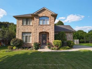 3-bedroom detached home for sale in Perth — 338 Delamere Avenue