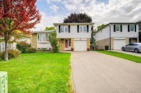 4-bedroom detached home for sale in Peel — 33 Groveland Crescent